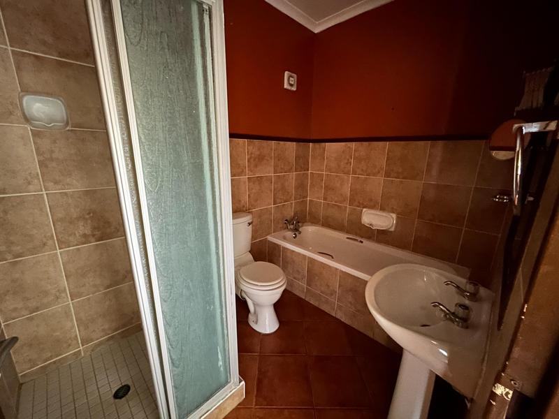 To Let 2 Bedroom Property for Rent in Die Hoewes Gauteng