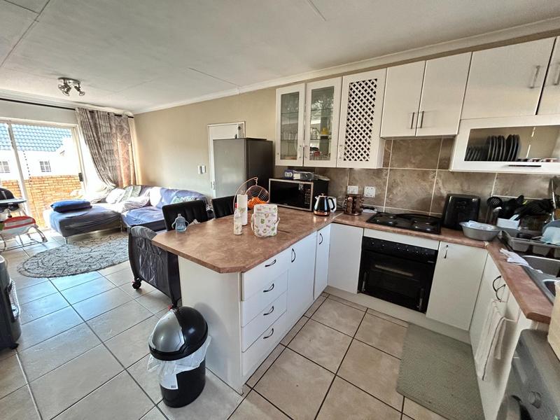 To Let 2 Bedroom Property for Rent in Kosmosdal Gauteng