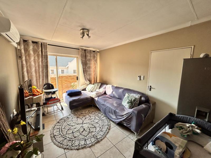 To Let 2 Bedroom Property for Rent in Kosmosdal Gauteng