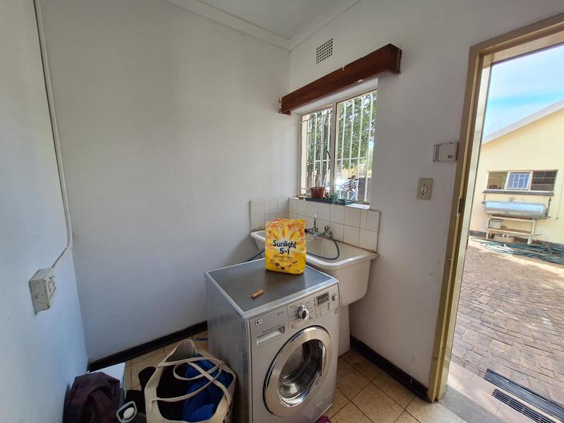 To Let 3 Bedroom Property for Rent in Lyttelton Gauteng