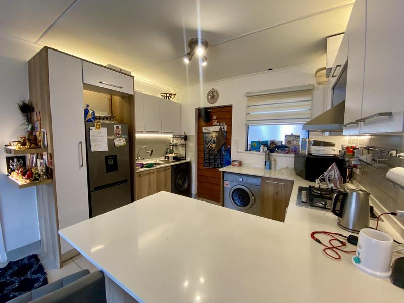 1 Bedroom Property for Sale in Founders Hill Gauteng