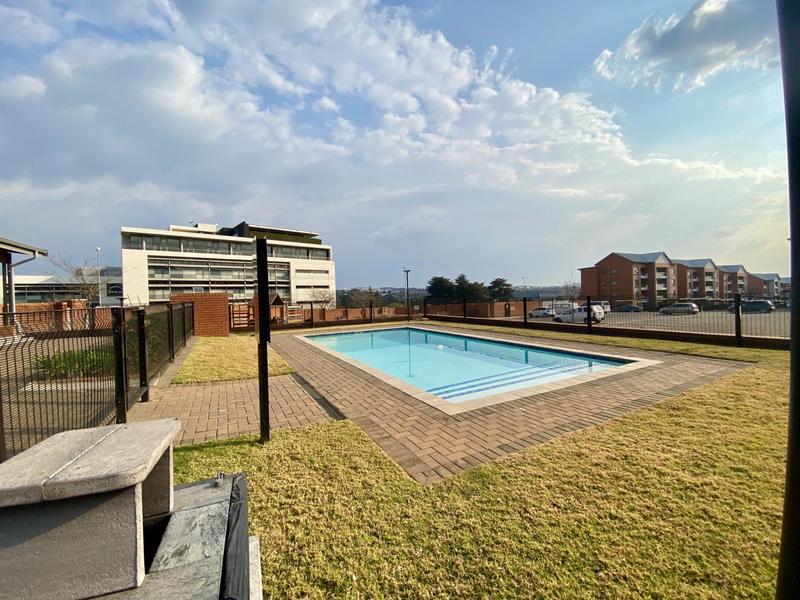 1 Bedroom Property for Sale in Founders Hill Gauteng