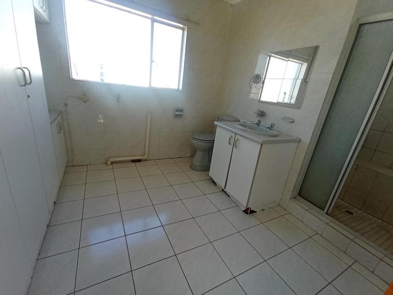 To Let 2 Bedroom Property for Rent in Discovery Gauteng