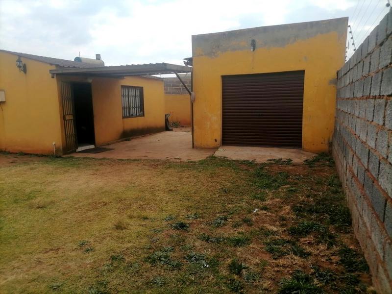 1 Bedroom Property for Sale in Mapleton A H Gauteng