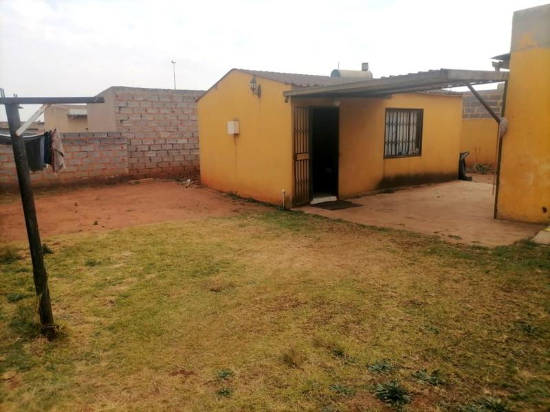 1 Bedroom Property for Sale in Mapleton A H Gauteng