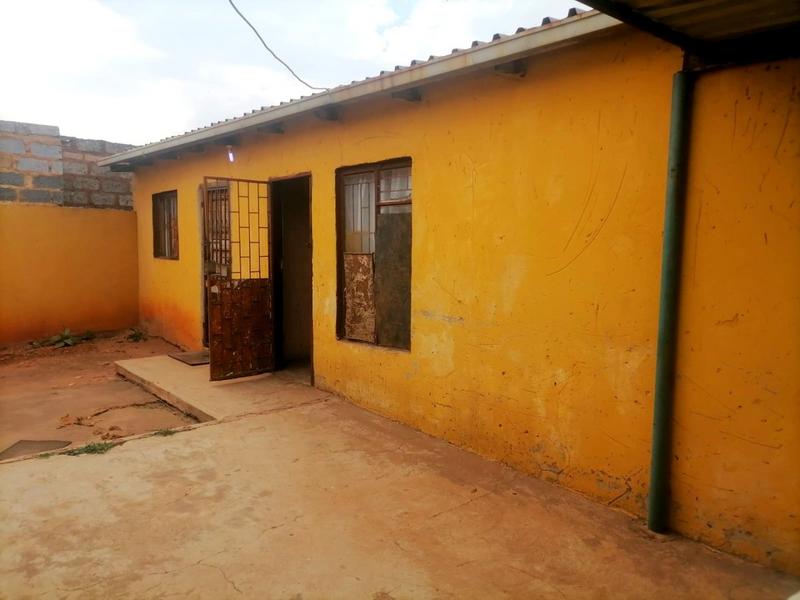 1 Bedroom Property for Sale in Mapleton A H Gauteng