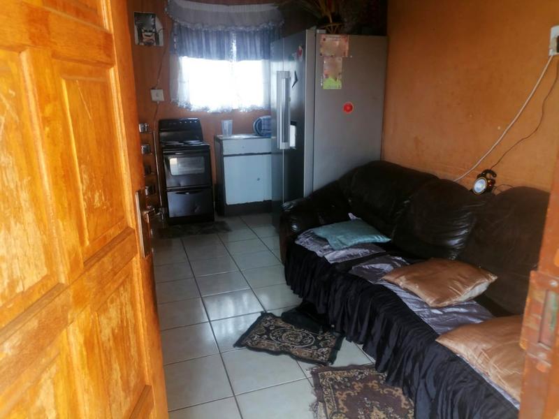 1 Bedroom Property for Sale in Mapleton A H Gauteng