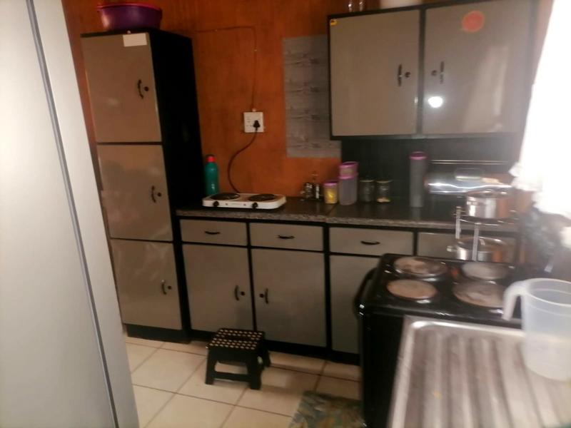 1 Bedroom Property for Sale in Mapleton A H Gauteng