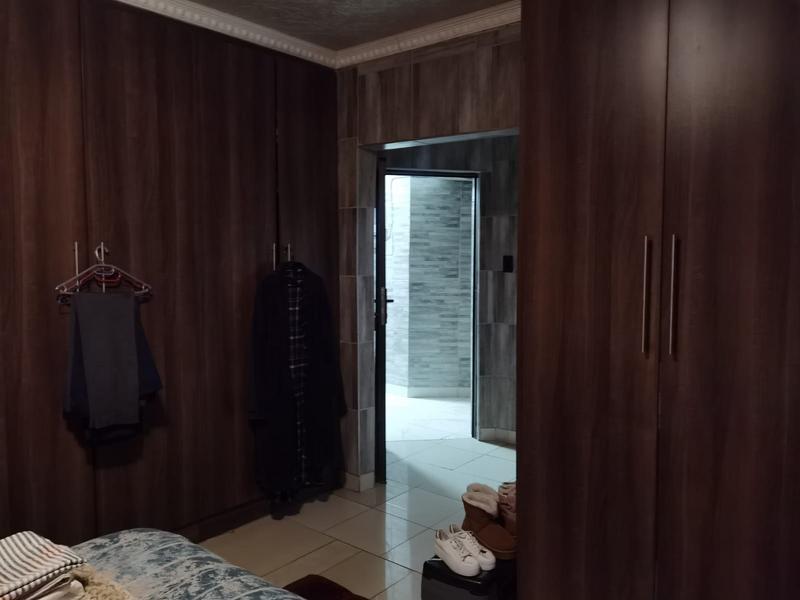 3 Bedroom Property for Sale in Siluma View Gauteng