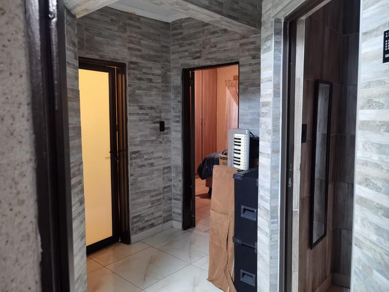 3 Bedroom Property for Sale in Siluma View Gauteng