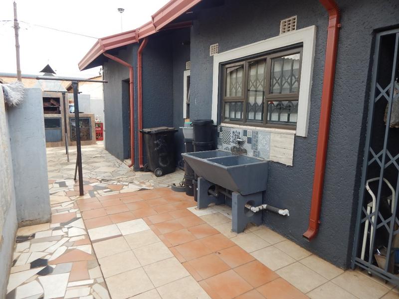 3 Bedroom Property for Sale in Siluma View Gauteng