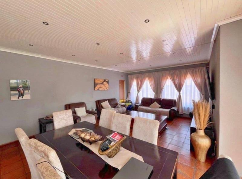 3 Bedroom Property for Sale in Birch Acres Gauteng