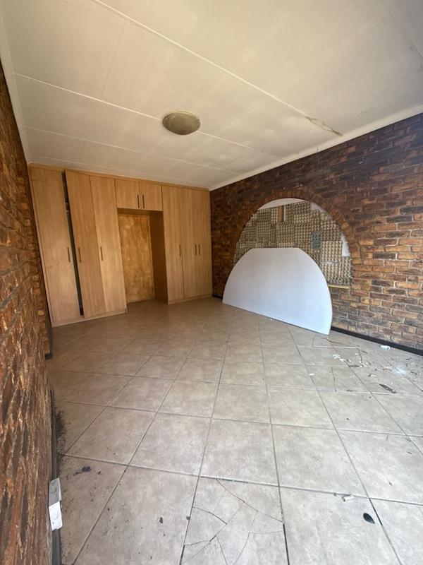 4 Bedroom Property for Sale in Pomona Gauteng