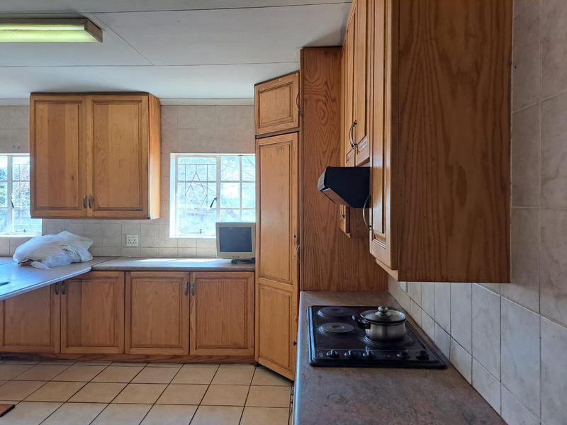 To Let 3 Bedroom Property for Rent in Strubenvale Gauteng
