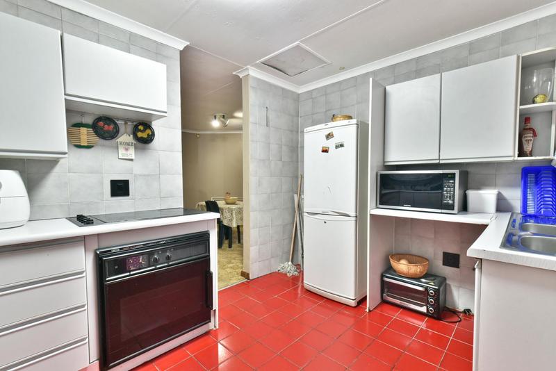 3 Bedroom Property for Sale in Bassonia Gauteng
