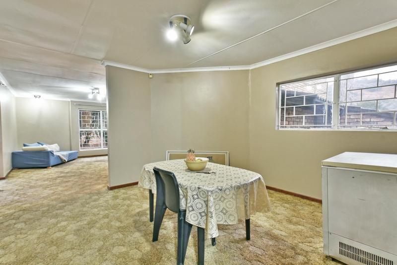 3 Bedroom Property for Sale in Bassonia Gauteng
