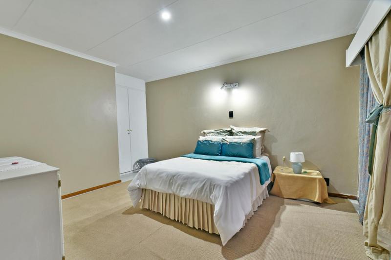 3 Bedroom Property for Sale in Bassonia Gauteng