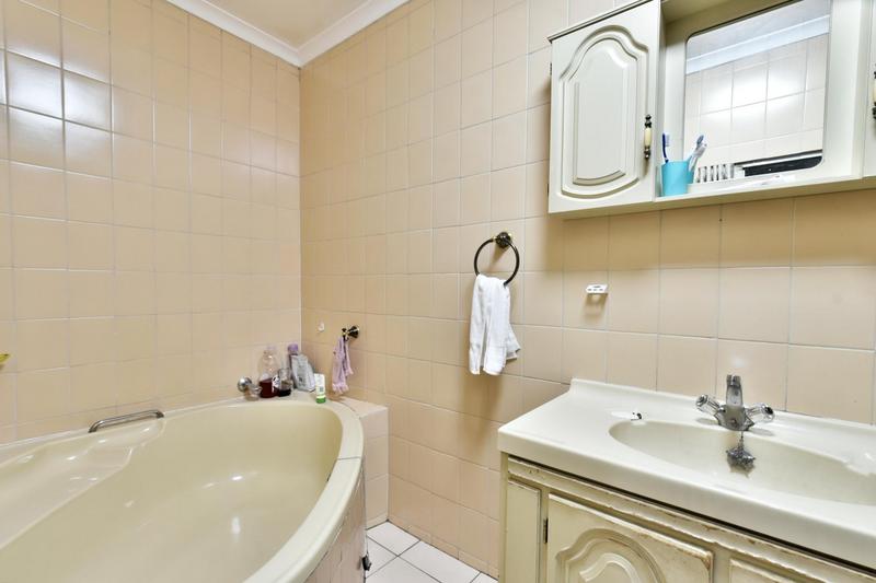 3 Bedroom Property for Sale in Bassonia Gauteng