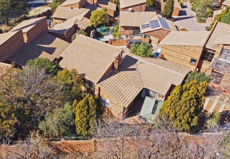 3 Bedroom Property for Sale in Bassonia Gauteng