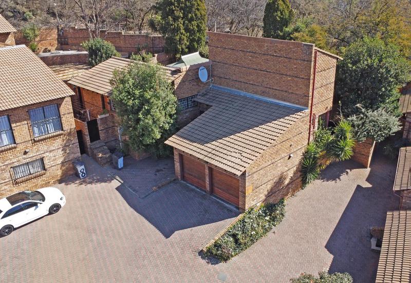 3 Bedroom Property for Sale in Bassonia Gauteng