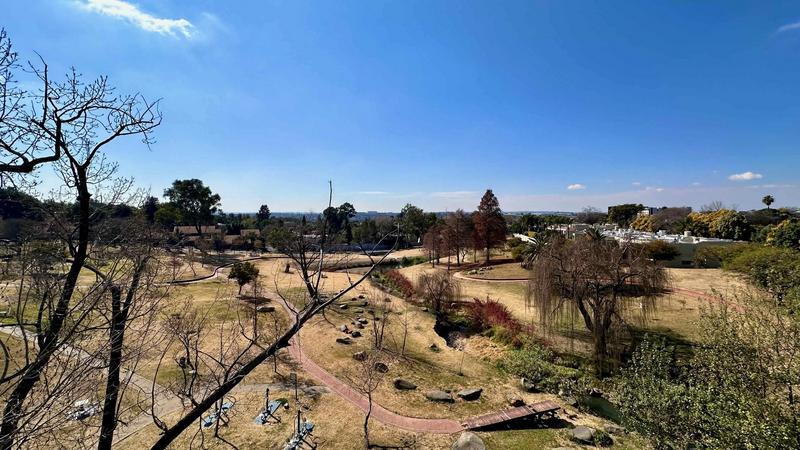 To Let 2 Bedroom Property for Rent in Sandown Gauteng