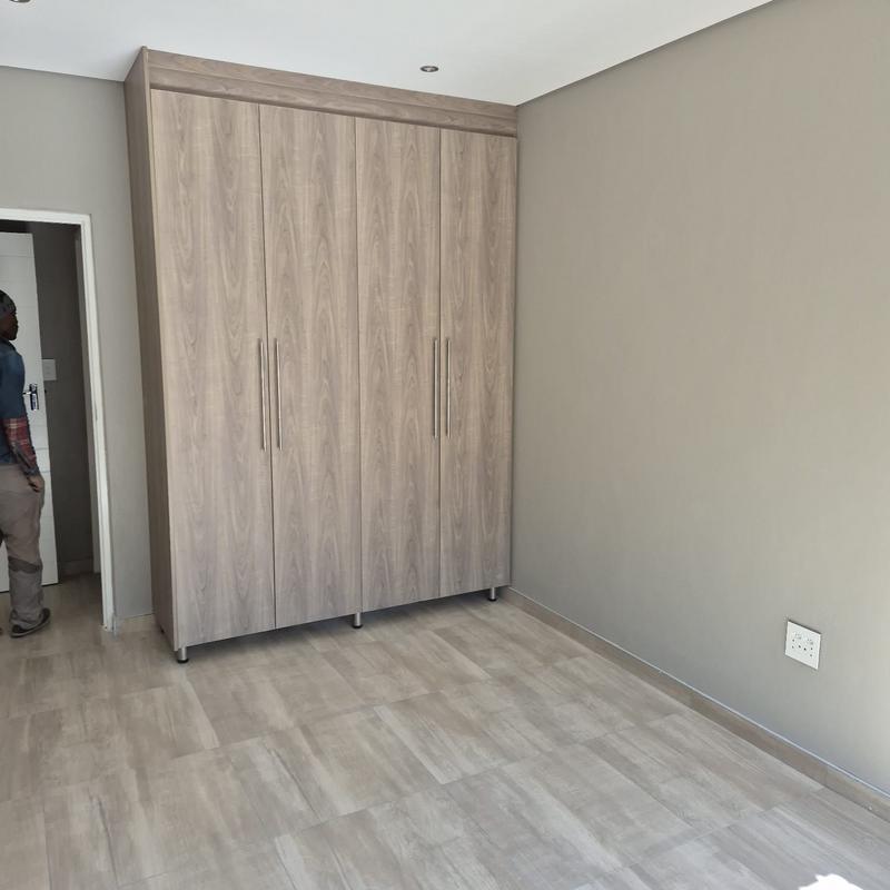 To Let 2 Bedroom Property for Rent in Erasmia Gauteng