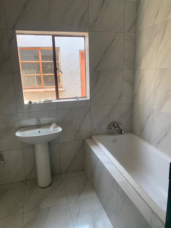 2 Bedroom Property for Sale in Tembisa Ext 7 Gauteng