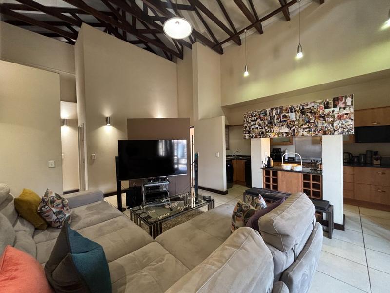 2 Bedroom Property for Sale in Beverley Gauteng
