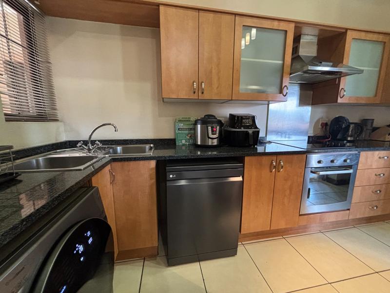 2 Bedroom Property for Sale in Beverley Gauteng