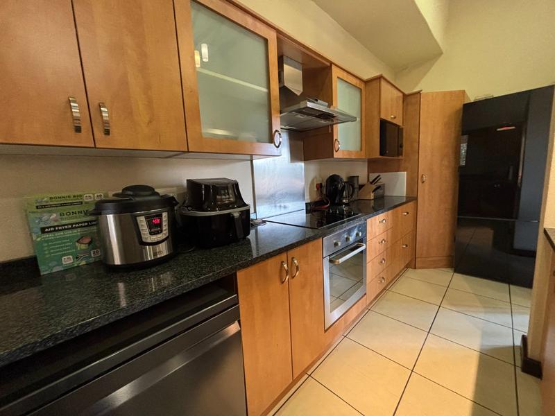 2 Bedroom Property for Sale in Beverley Gauteng