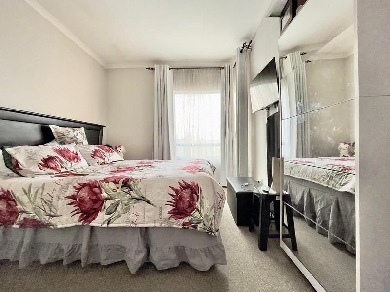 2 Bedroom Property for Sale in Broadacres Gauteng