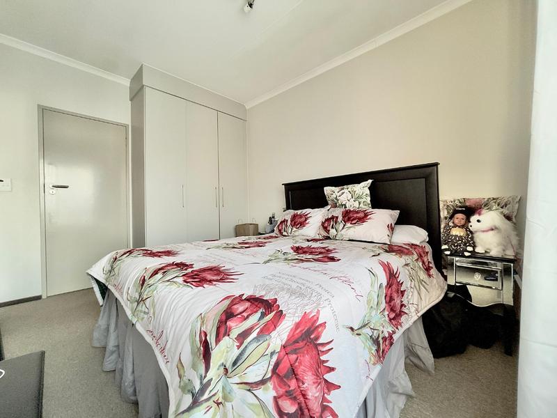 2 Bedroom Property for Sale in Broadacres Gauteng