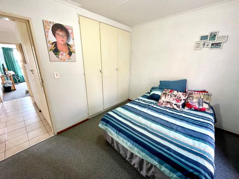 2 Bedroom Property for Sale in Rangeview Gauteng
