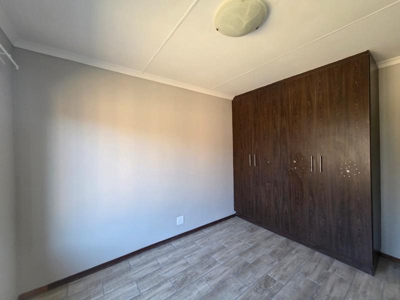 2 Bedroom Property for Sale in Greenhills Gauteng