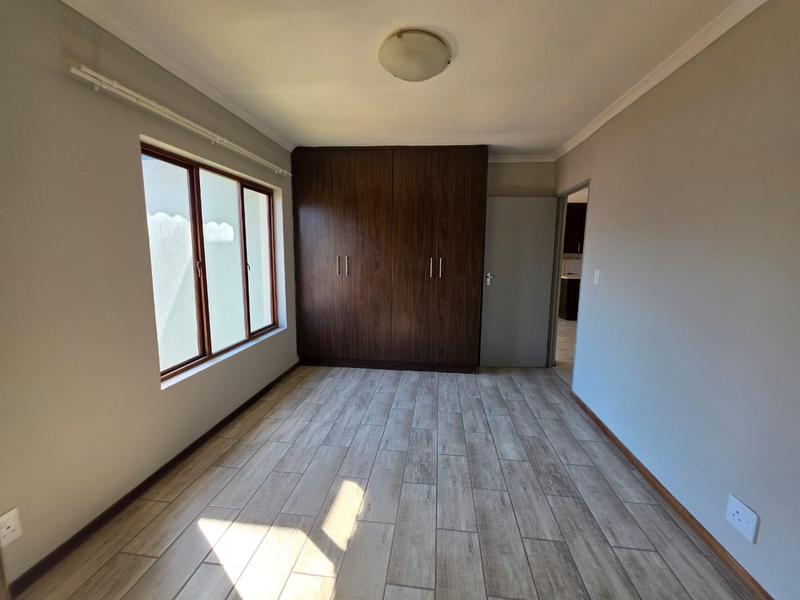 2 Bedroom Property for Sale in Greenhills Gauteng