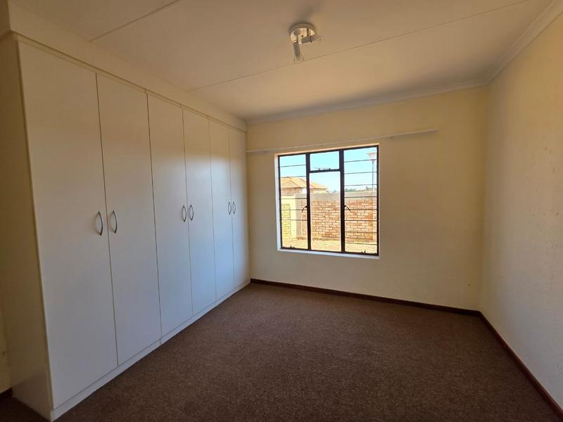 3 Bedroom Property for Sale in Greenhills Gauteng