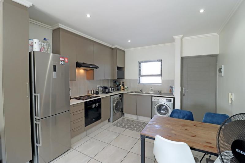 2 Bedroom Property for Sale in Lonehill Gauteng