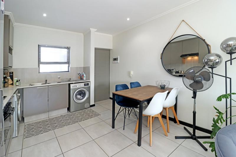 2 Bedroom Property for Sale in Lonehill Gauteng