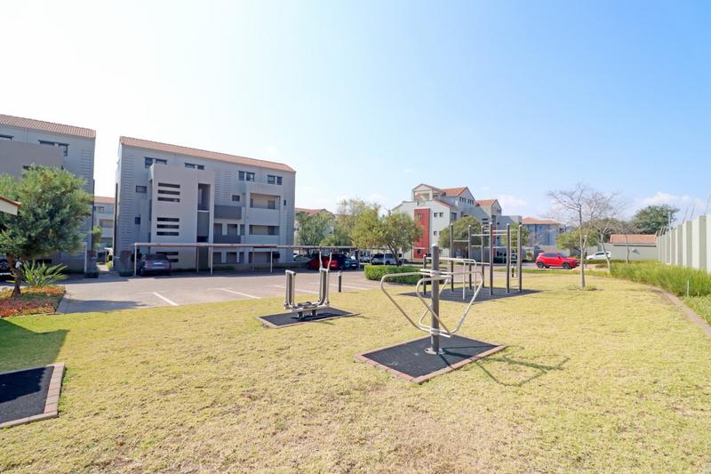 2 Bedroom Property for Sale in Lonehill Gauteng