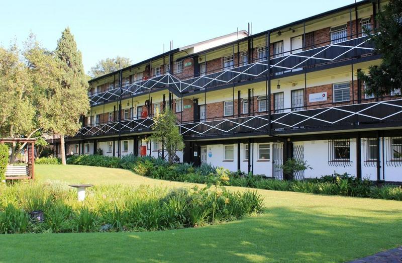 To Let commercial Property for Rent in Blairgowrie Gauteng