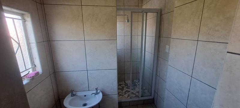 5 Bedroom Property for Sale in Sophiatown Gauteng