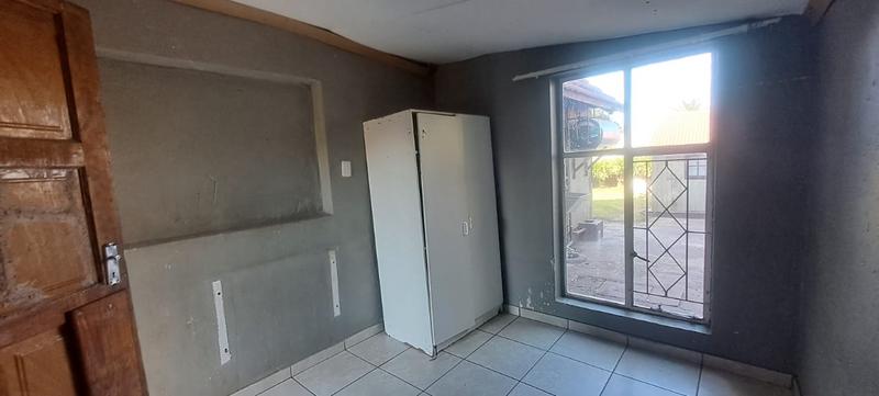 5 Bedroom Property for Sale in Sophiatown Gauteng
