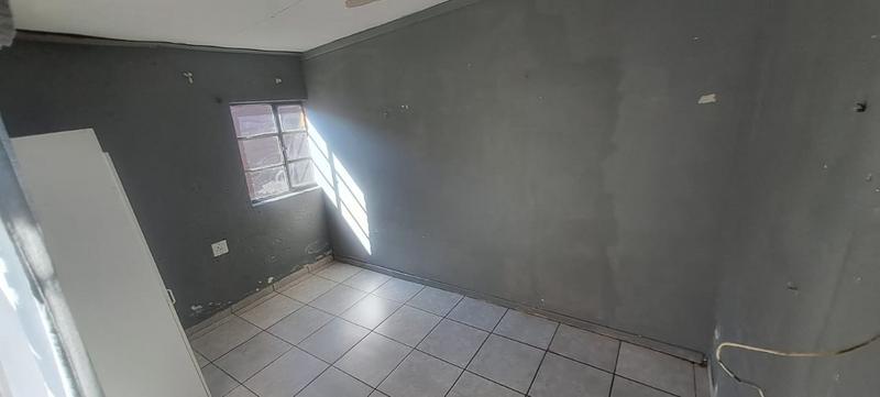 5 Bedroom Property for Sale in Sophiatown Gauteng