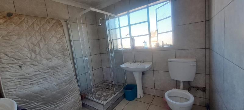 5 Bedroom Property for Sale in Sophiatown Gauteng