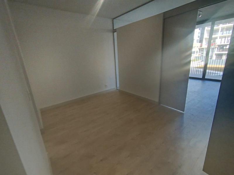 To Let 1 Bedroom Property for Rent in Rosebank Gauteng