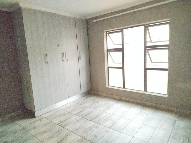 To Let 2 Bedroom Property for Rent in Noordwyk Gauteng