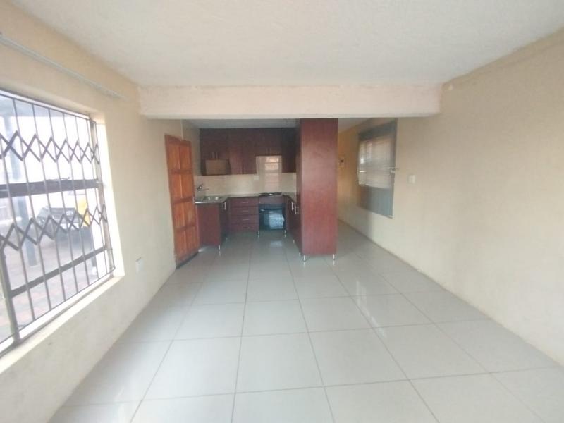 2 Bedroom Property for Sale in Soshanguve GG Gauteng