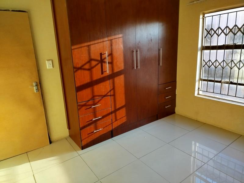 2 Bedroom Property for Sale in Soshanguve GG Gauteng