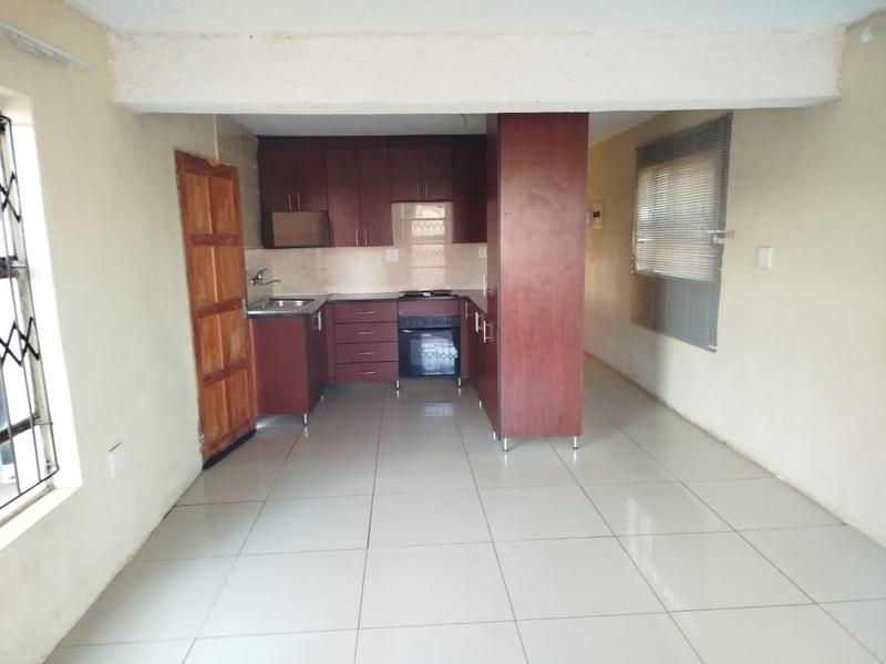 2 Bedroom Property for Sale in Soshanguve GG Gauteng