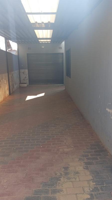 1 Bedroom Property for Sale in Orange Farm Gauteng